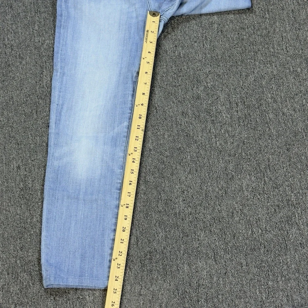 7 For All Mankind Josephina Size 26 (28X25) Button Fly Light Wash Mid‎ Rise